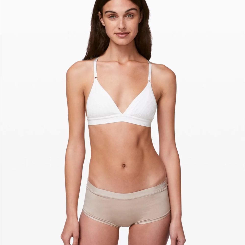 lululemon uncover me bralette BNWT